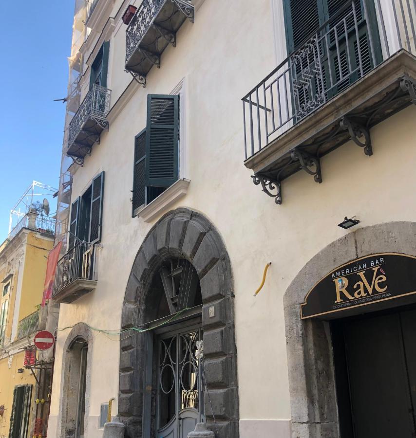 Casa Vittoria Appartement Salerno Buitenkant foto